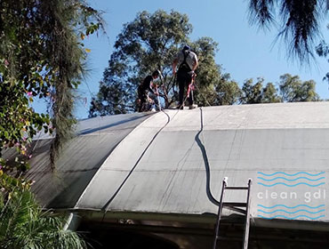 Limpieza de estructuras y domos